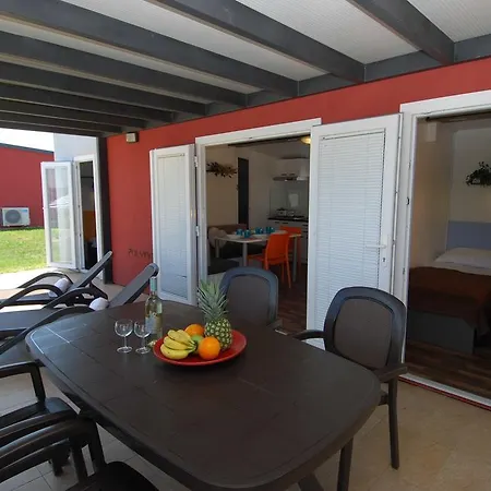 Adria Mobile Homes In Kastanija Novigrad Istria
