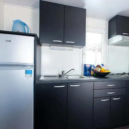 منتزه العطل Adria Mobile Homes In Kastanija 4*