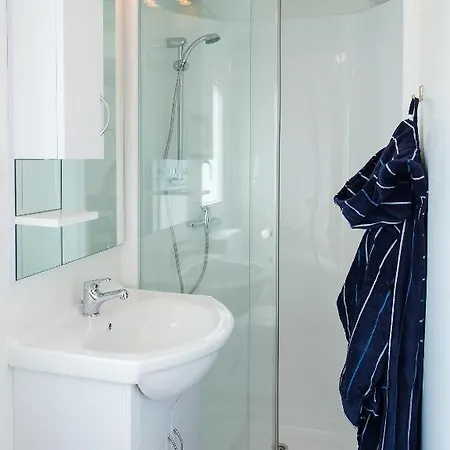 Adria Mobile Homes In Kastanija 4*