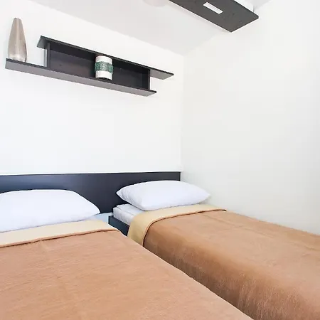 منتزه العطل Adria Mobile Homes In Kastanija 4*
