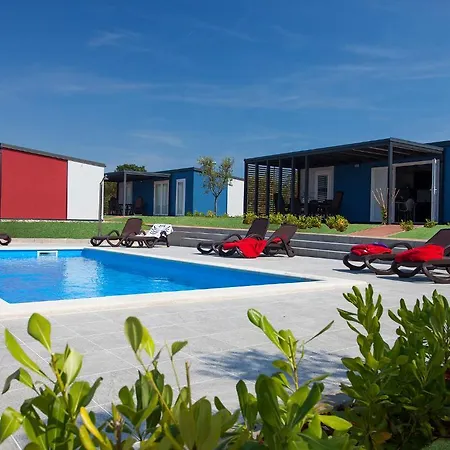 منتزه العطل Adria Mobile Homes In Kastanija Novigrad Istria