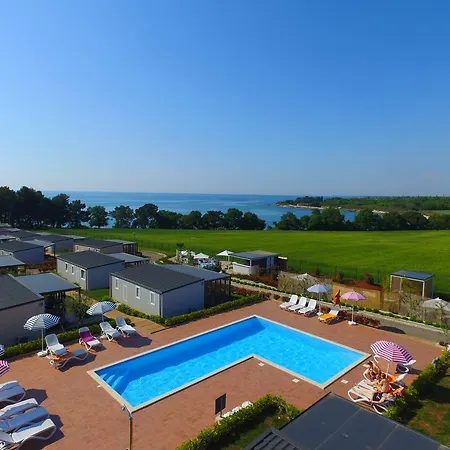 Adria Mobile Homes In Kastanija منتزه العطل