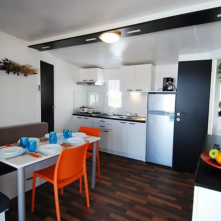 Adria Mobile Homes In Kastanija منتزه العطل 4*