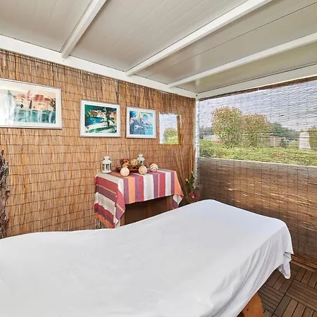 Prázdninový areál Adria Mobile Homes In Kastanija Novigrad Istria