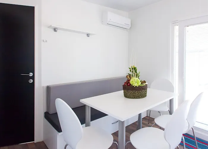 Feriepark Adria Mobile Homes In Kastanija