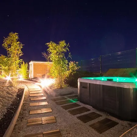 Adria Mobile Homes In Kastanija Village de vacances 4*