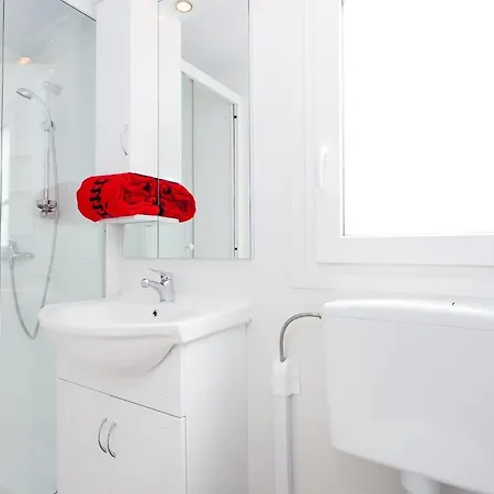 Adria Mobile Homes In Kastanija 4* Novigrad Istria